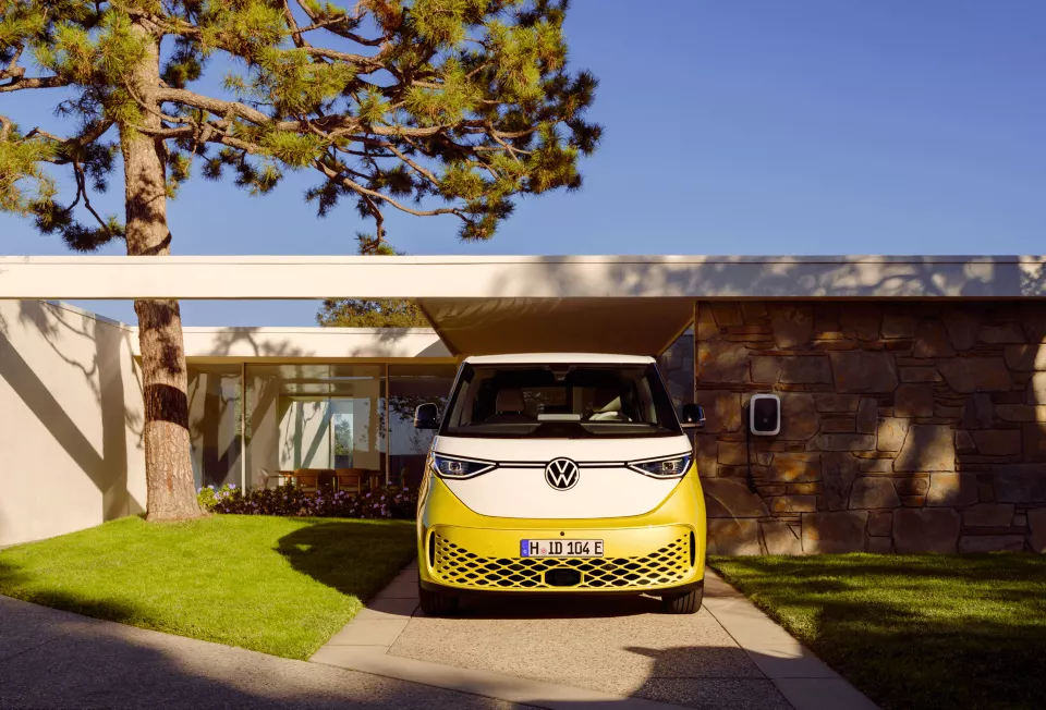 VW_ID_BUZZ_EXT_Front_03_CS